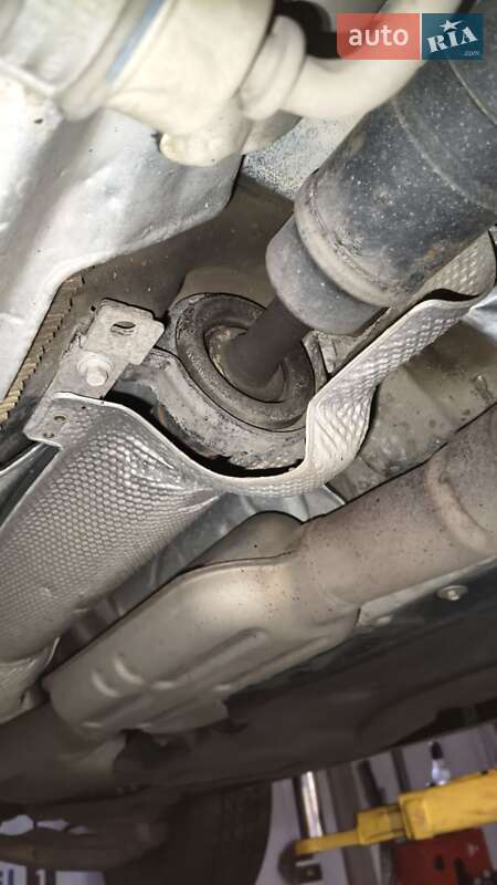 Седан Chrysler 200 2015 в Чернігові