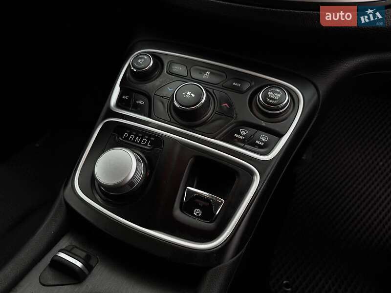 Седан Chrysler 200 2014 в Чернигове фото 15 Седан Chrysler 200 2014 в Чернигове