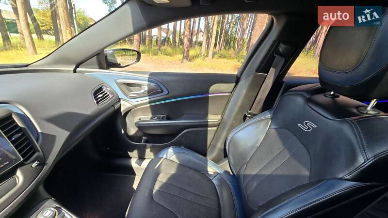 Седан Chrysler 200 2014 в Киеве фото 21 Седан Chrysler 200 2014 в Киеве