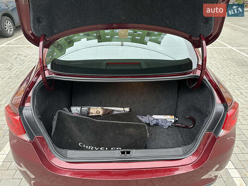 Седан Chrysler 200 2016 в Луцьку фото 23 Седан Chrysler 200 2016 в Луцьку