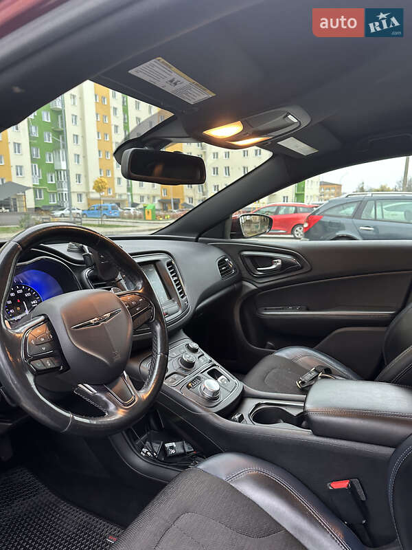 Седан Chrysler 200 2016 в Луцьку фото 30 Седан Chrysler 200 2016 в Луцьку