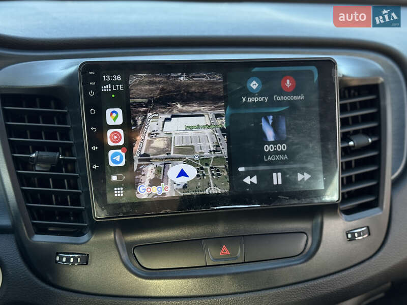 Седан Chrysler 200 2015 в Ровно фото 13 Седан Chrysler 200 2015 в Ровно