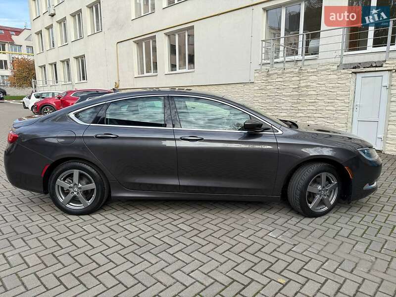Седан Chrysler 200 2016 в Луцьку фото 16 Седан Chrysler 200 2016 в Луцьку