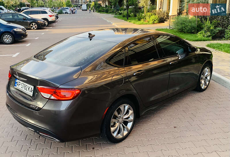 Седан Chrysler 200 2015 в Києві фото 39 Седан Chrysler 200 2015 в Києві