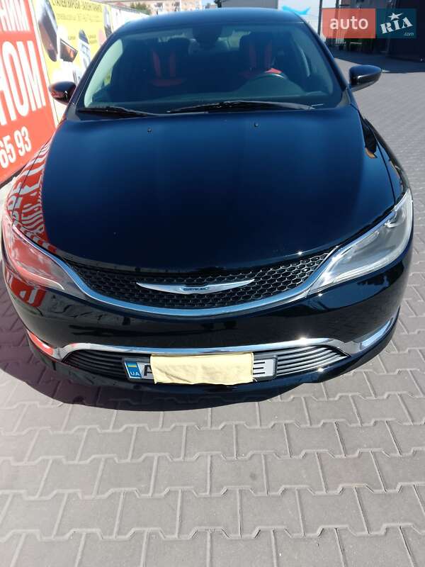 Седан Chrysler 200 2015 в Белой Церкви