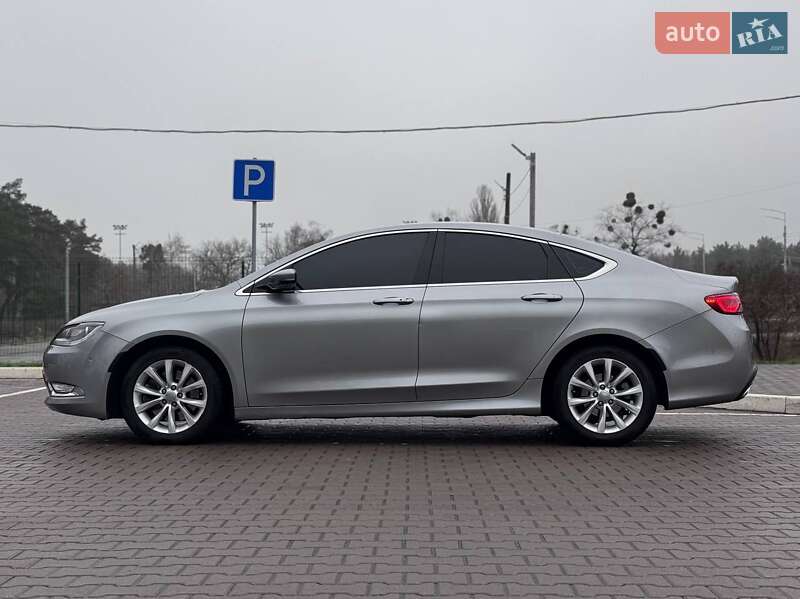 Седан Chrysler 200 2014 в Києві