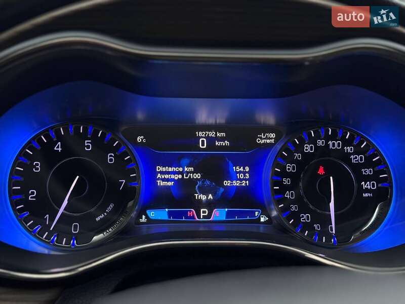 Седан Chrysler 200 2014 в Києві