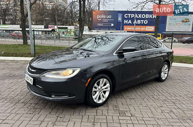 Седан Chrysler 200 2016 в Києві