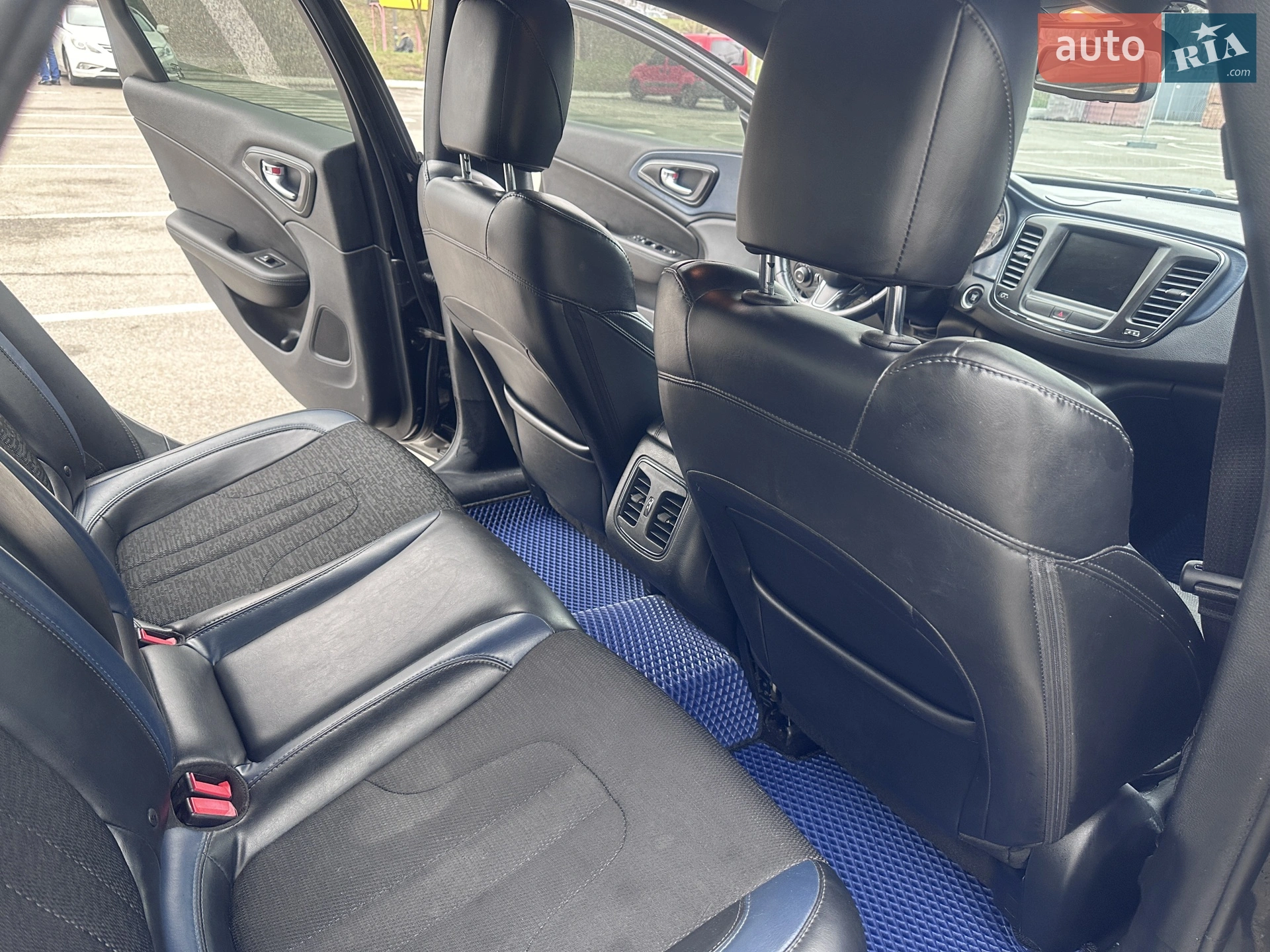 2014 Chrysler 200 - мініатюра 19