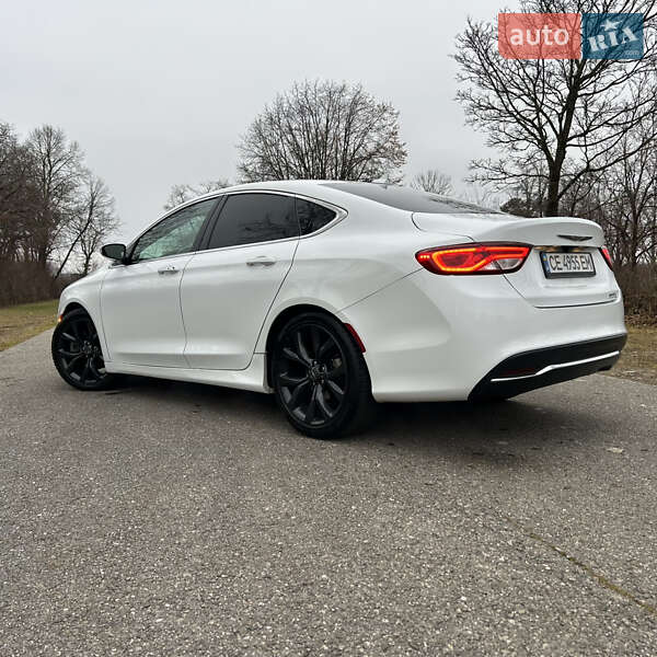 Седан Chrysler 200 2014 в Чернівцях