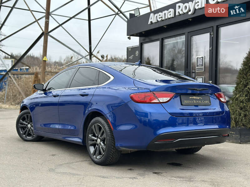 Седан Chrysler 200 2016 в Харкові