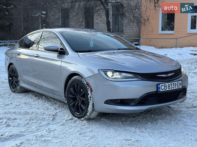 Седан Chrysler 200 2015 в Чернигове