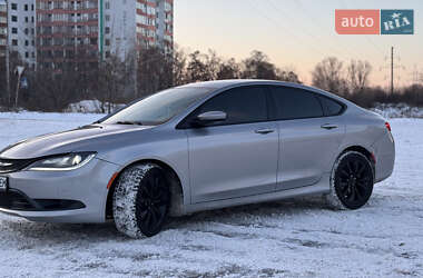 Седан Chrysler 200 2015 в Чернігові
