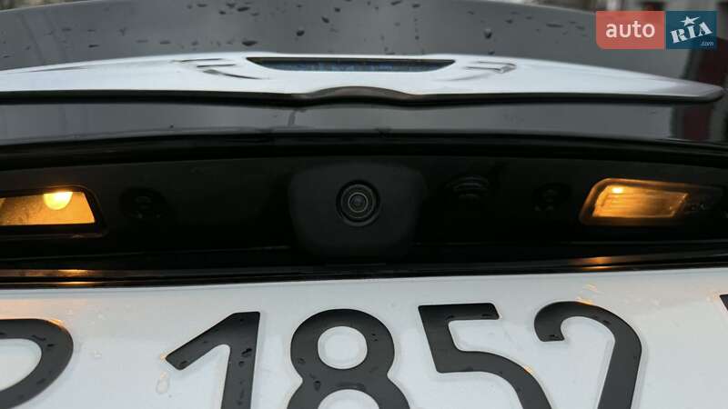 Седан Chrysler 200 2014 в Запоріжжі