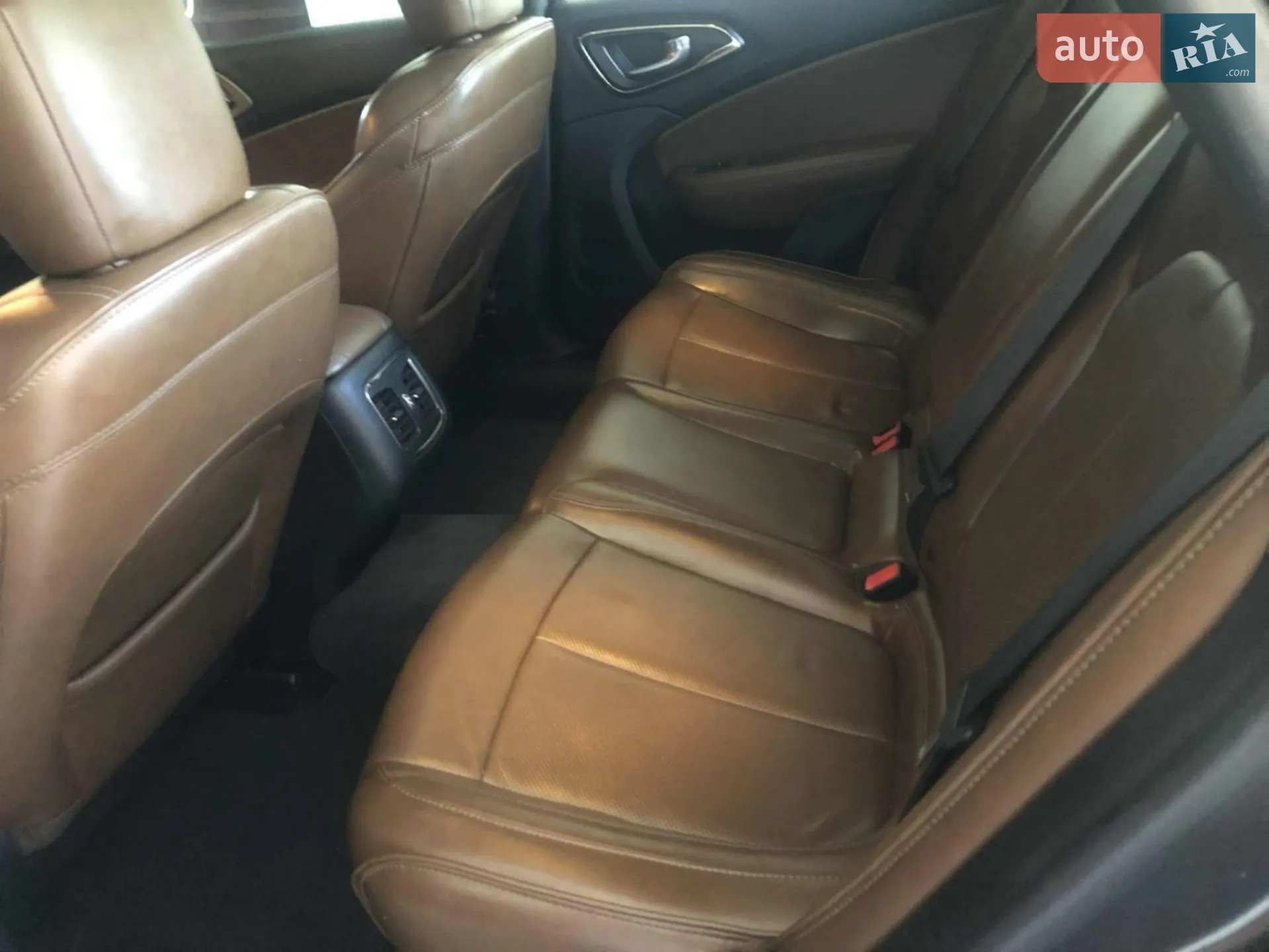 2015 Chrysler 200 - мініатюра 15