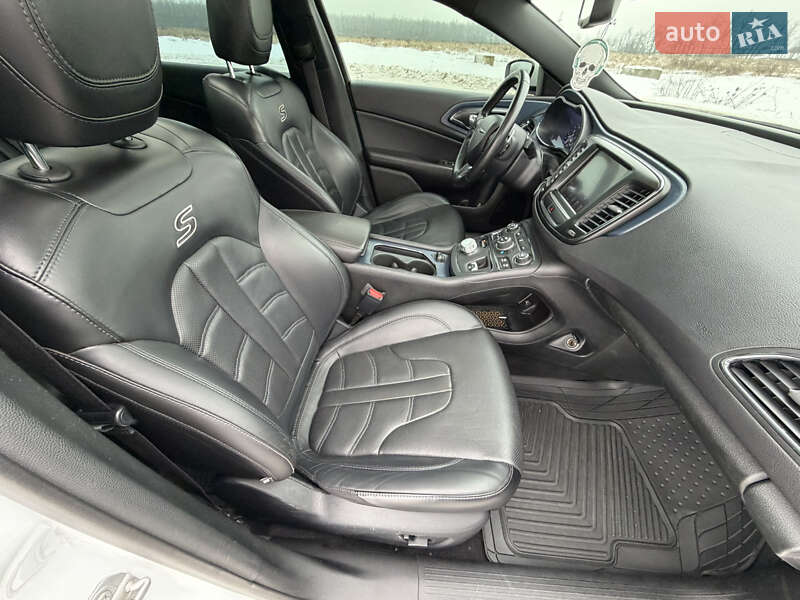 Седан Chrysler 200 2016 в Виннице фото 73 Седан Chrysler 200 2016 в Виннице