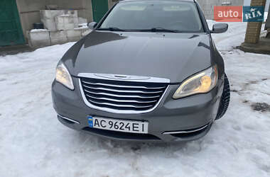 Седан Chrysler 200 2013 в Ковеле