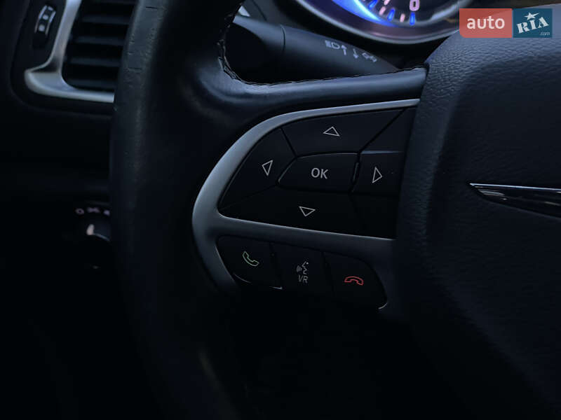 Седан Chrysler 200 2014 в Одессе