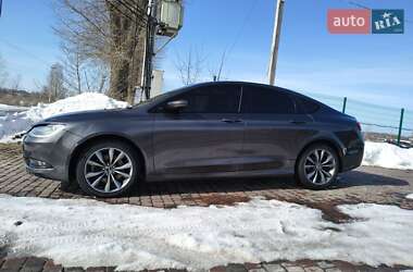 Седан Chrysler 200 2016 в Борисполі