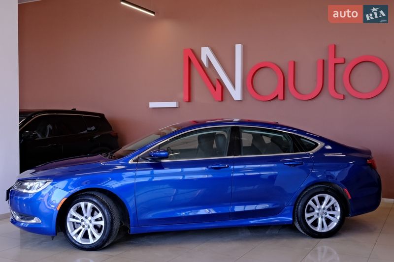 Седан Chrysler 200 2015 в Одесі
