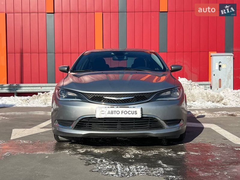 Седан Chrysler 200 2014 в Киеве