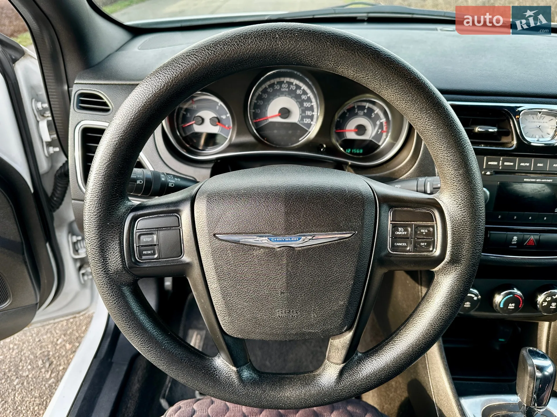 2014 Chrysler 200 - мініатюра 17