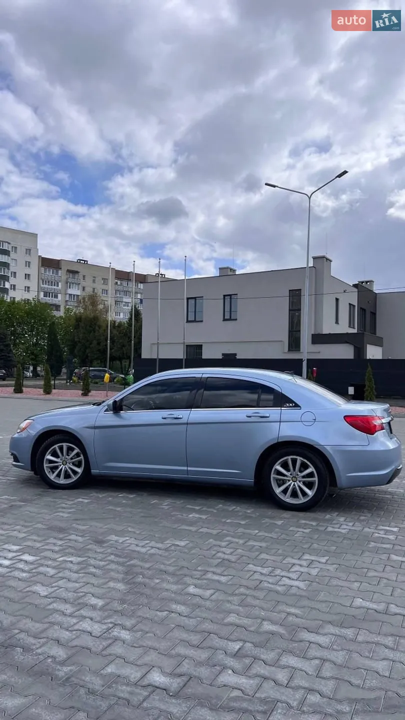 2014 Chrysler 200 - мініатюра 19