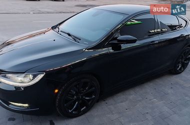 Седан Chrysler 200 2014 в Лубнах