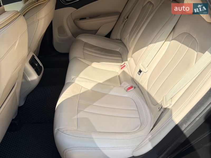 Седан Chrysler 200 2014 в Киеве фото 15 Седан Chrysler 200 2014 в Киеве