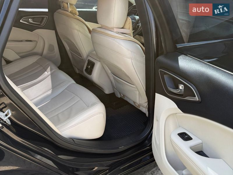 Седан Chrysler 200 2014 в Киеве фото 21 Седан Chrysler 200 2014 в Киеве