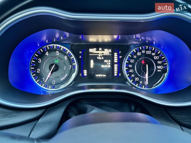 Седан Chrysler 200 2016 в Киеве фото 33 Седан Chrysler 200 2016 в Киеве
