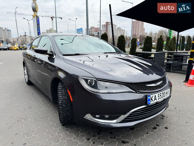 Седан Chrysler 200 2014 в Киеве фото Седан Chrysler 200 2014 в Киеве