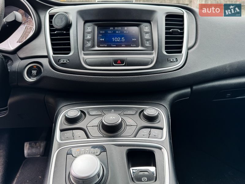 Седан Chrysler 200 2014 в Киеве фото 10 Седан Chrysler 200 2014 в Киеве