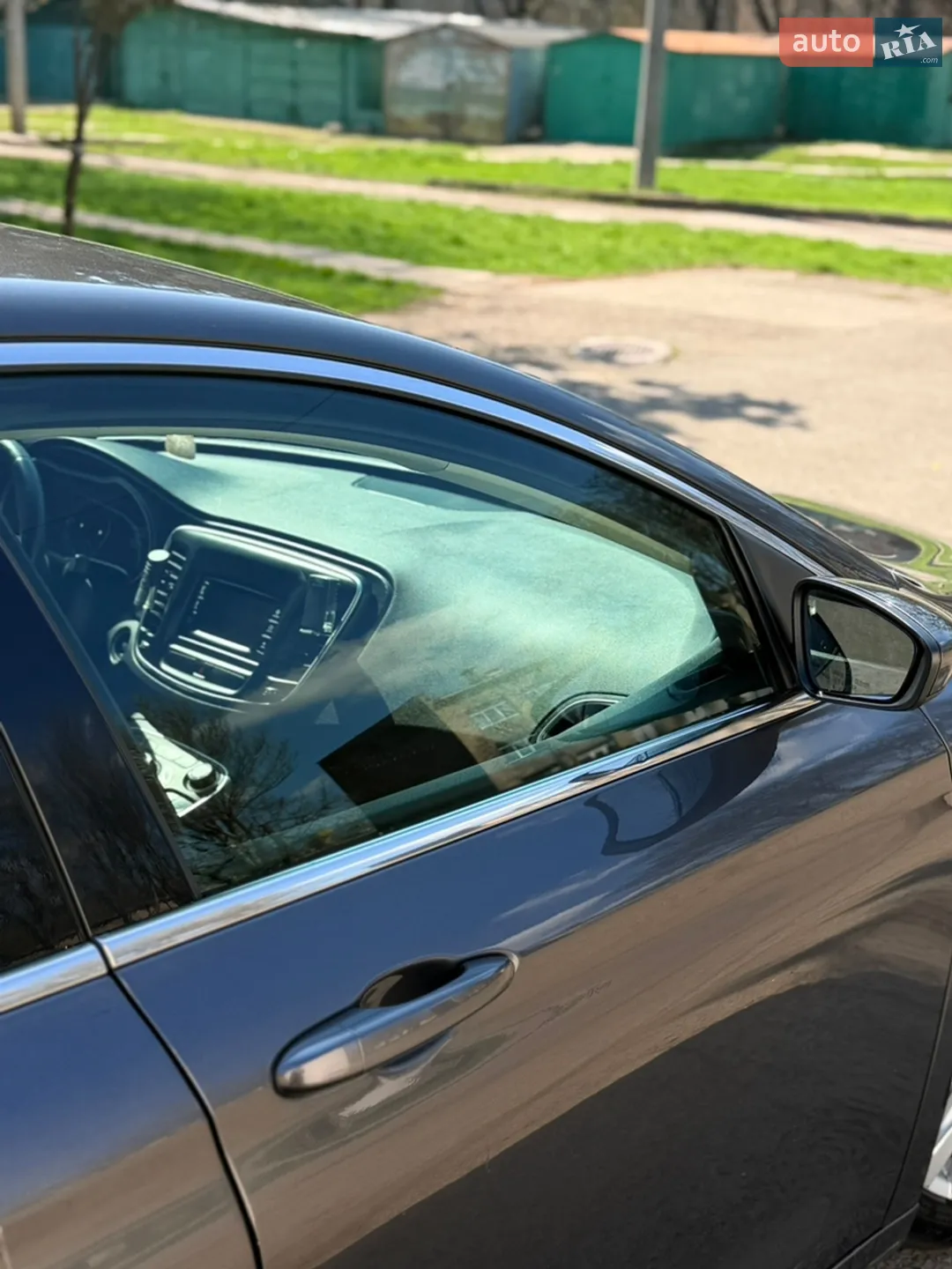2014 Chrysler 200 - мініатюра 21