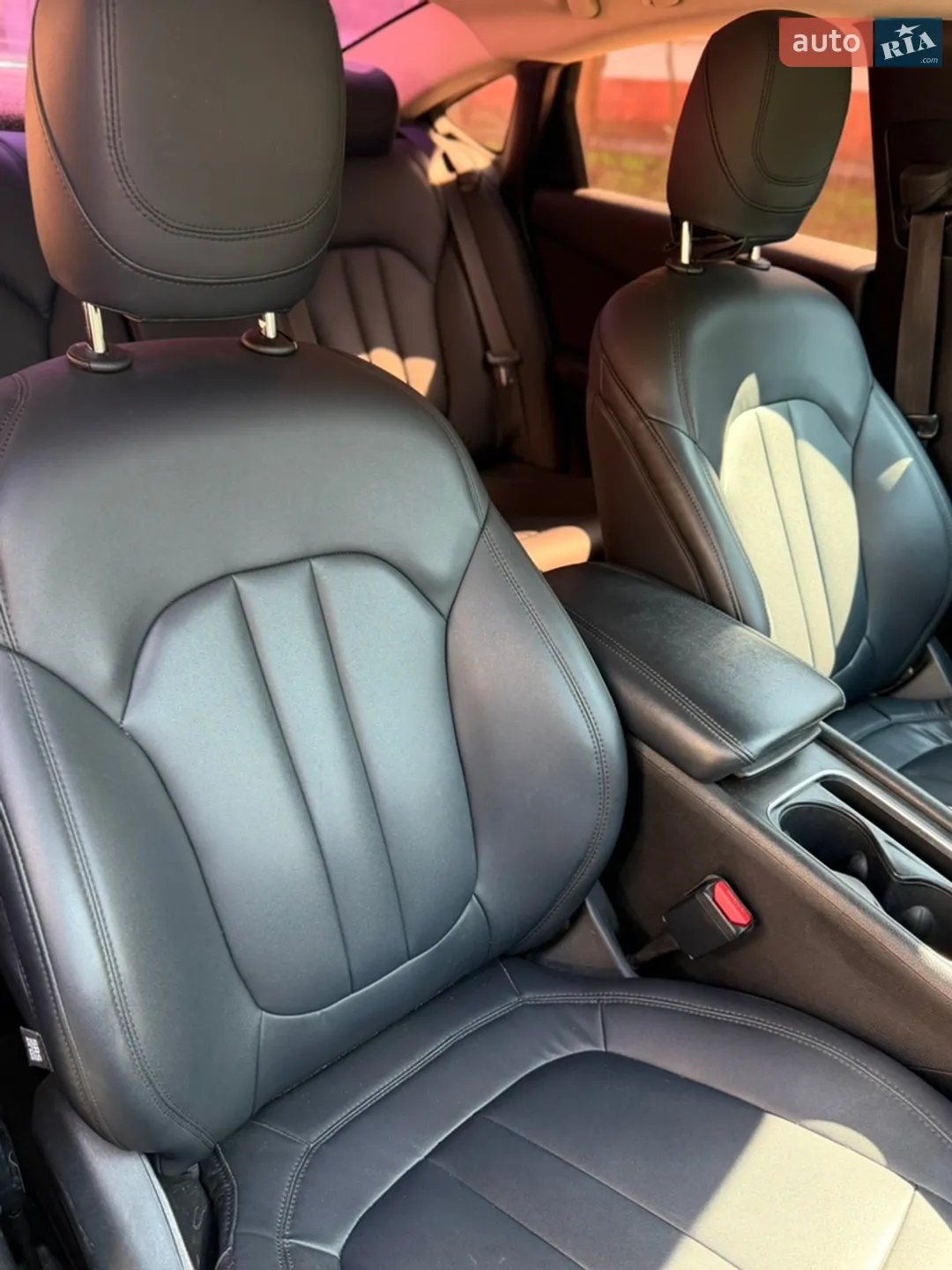 2014 Chrysler 200 - мініатюра 25