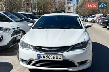 Седан Chrysler 200 2016 в Києві