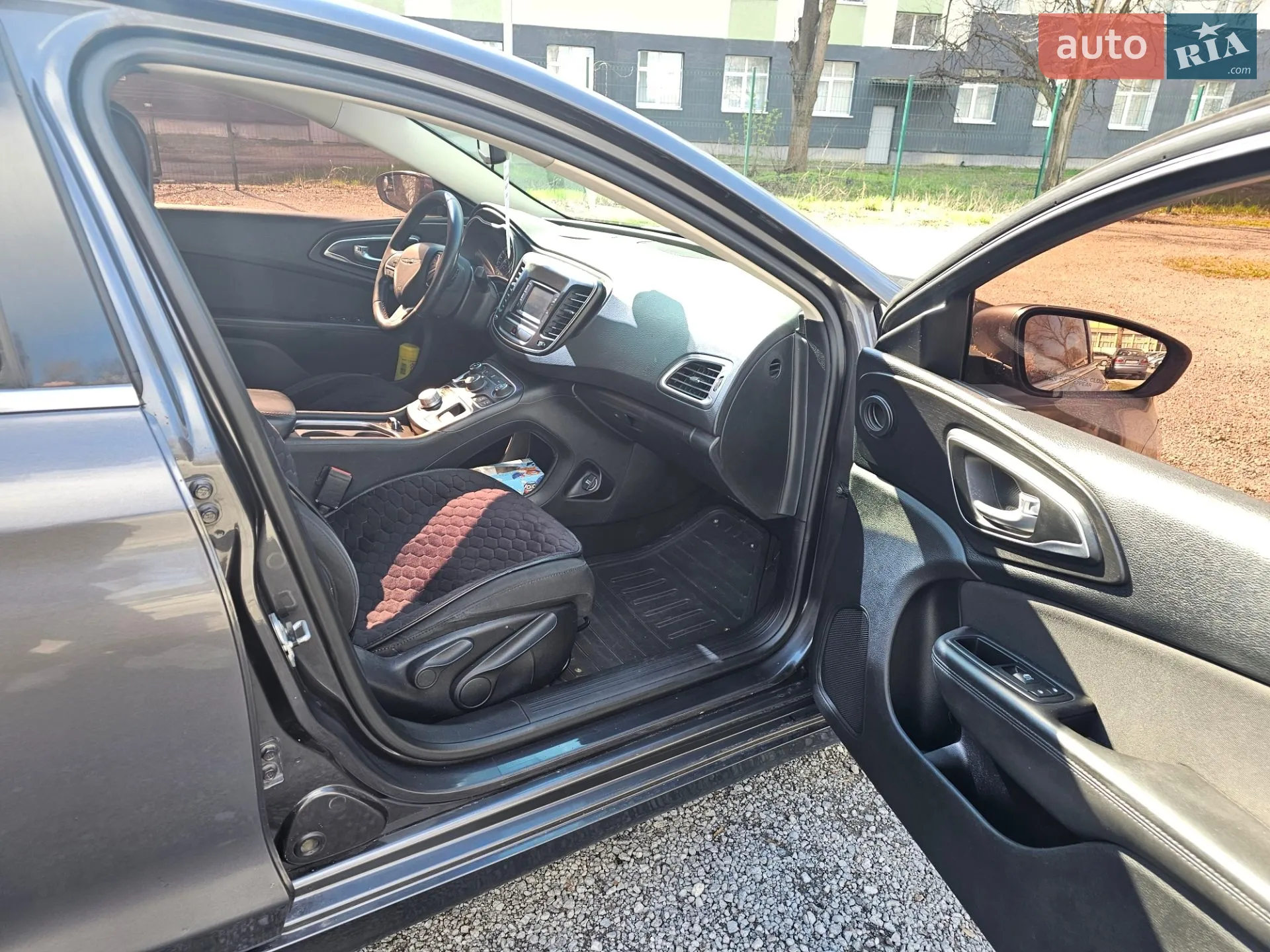 2015 Chrysler 200 - мініатюра 9