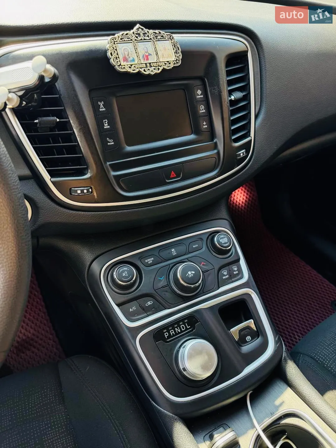 2015 Chrysler 200 - мініатюра 18