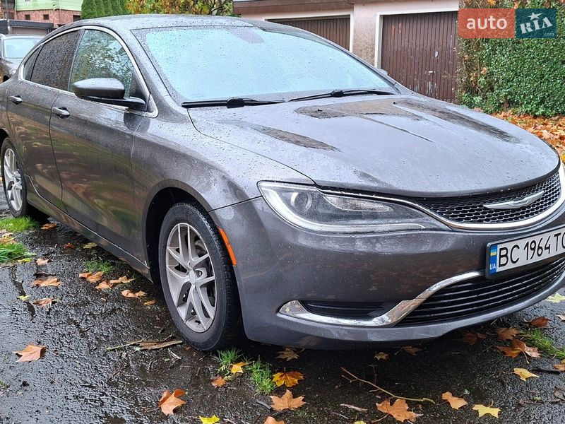Chrysler 200 2015