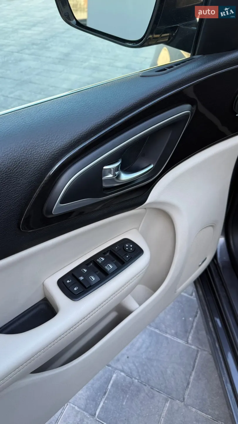 2014 Chrysler 200 - мініатюра 6