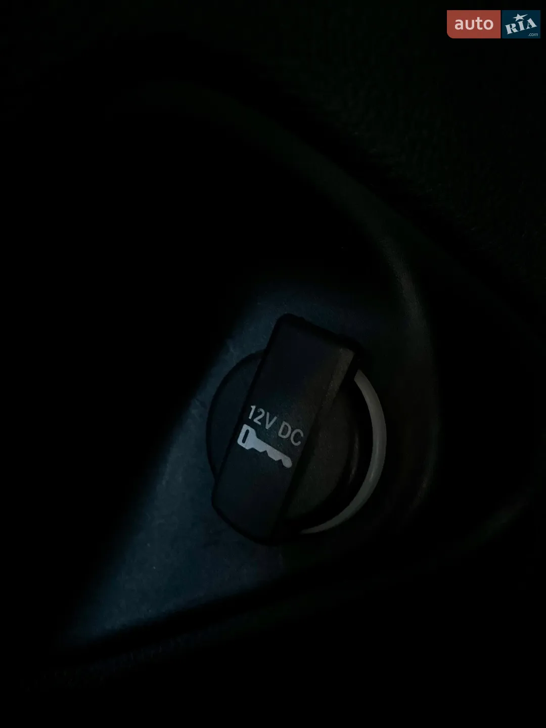 2014 Chrysler 200 - мініатюра 26