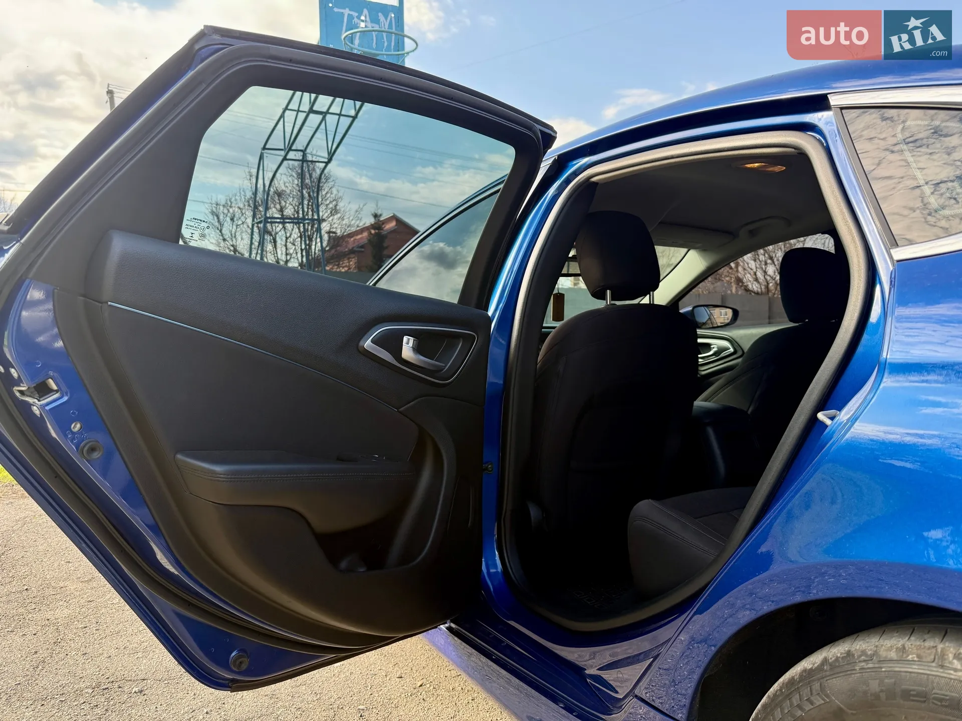 2014 Chrysler 200 - мініатюра 27