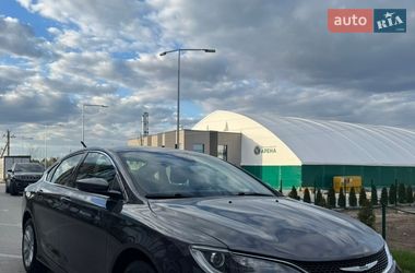 Седан Chrysler 200 2016 в Луцьку