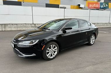 Седан Chrysler 200 2015 в Києві