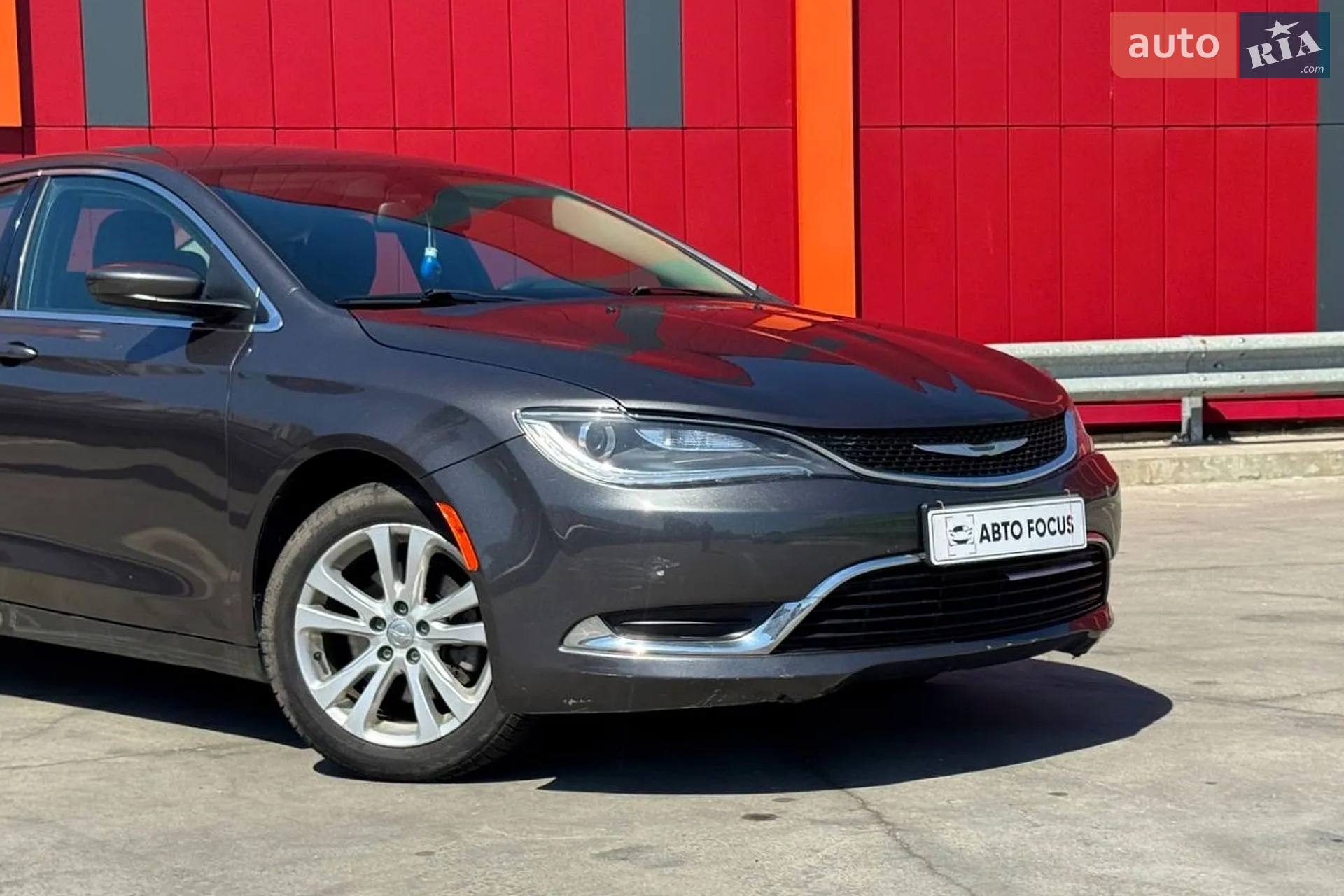 2015 Chrysler 200 - мініатюра 2