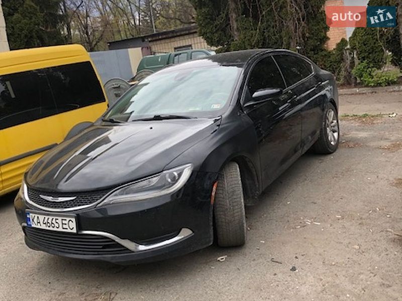 Chrysler 200 2015