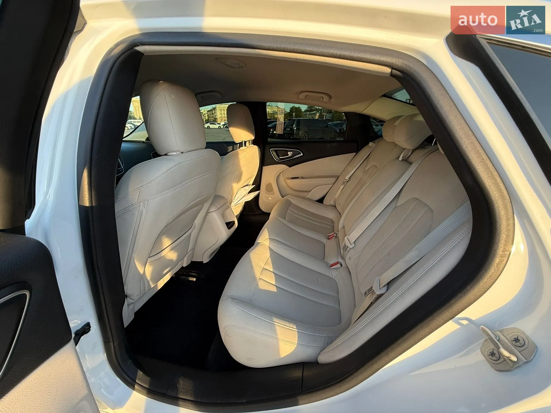 2014 Chrysler 200 - мініатюра 20
