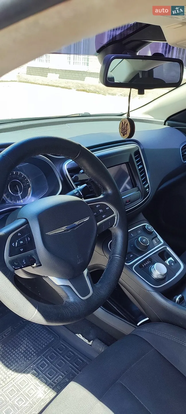 2015 Chrysler 200 - мініатюра 3