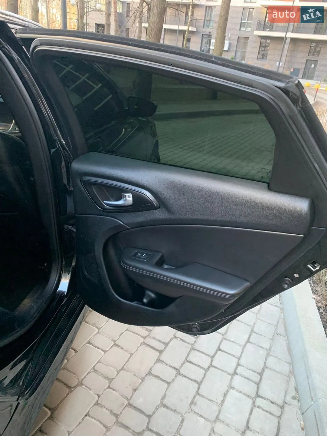 2014 Chrysler 200 - мініатюра 19