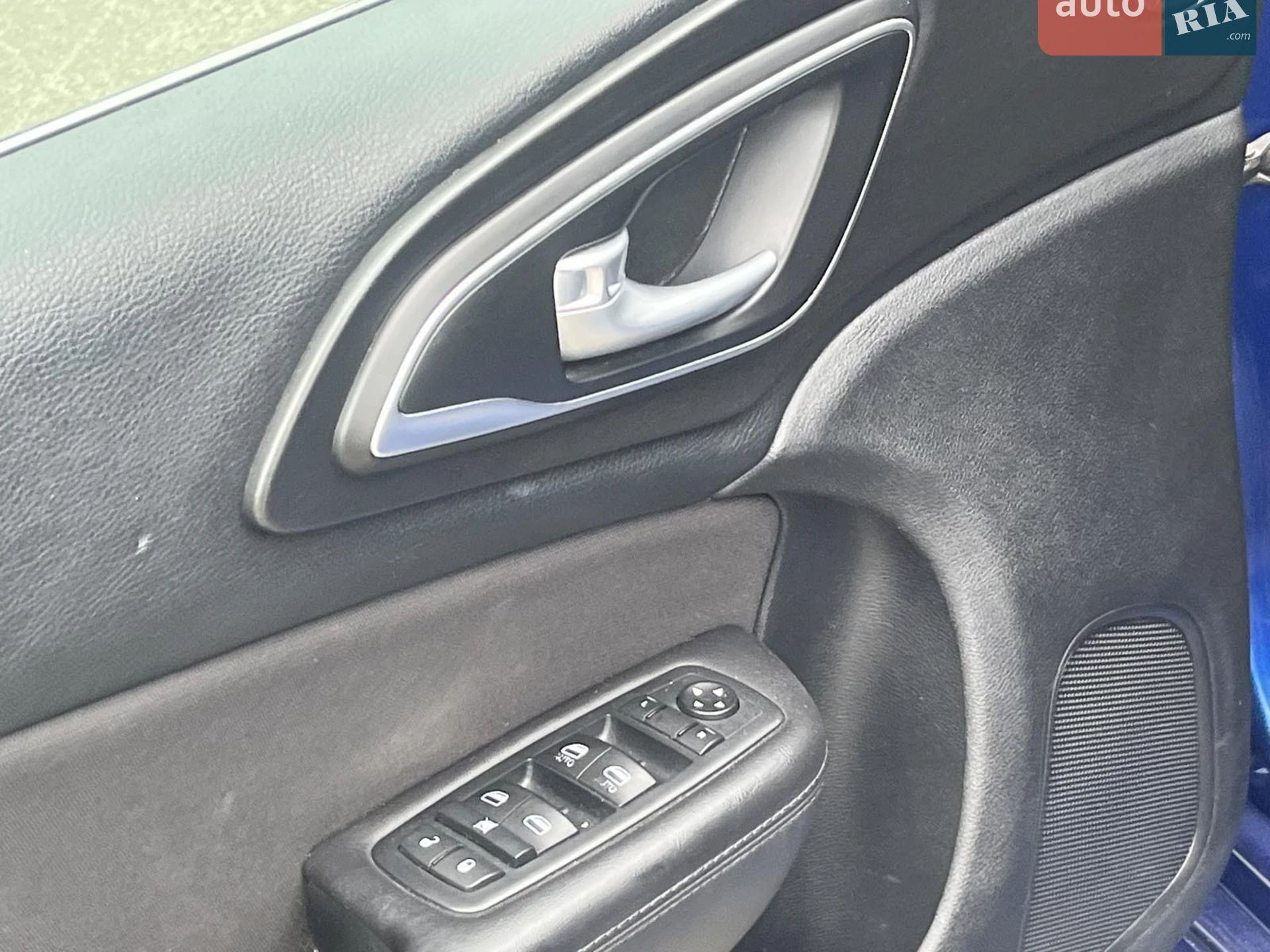 2015 Chrysler 200 - мініатюра 30